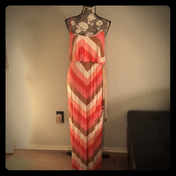 City Triangles Dresses & Skirts - City Triangles Summer maxi 👗